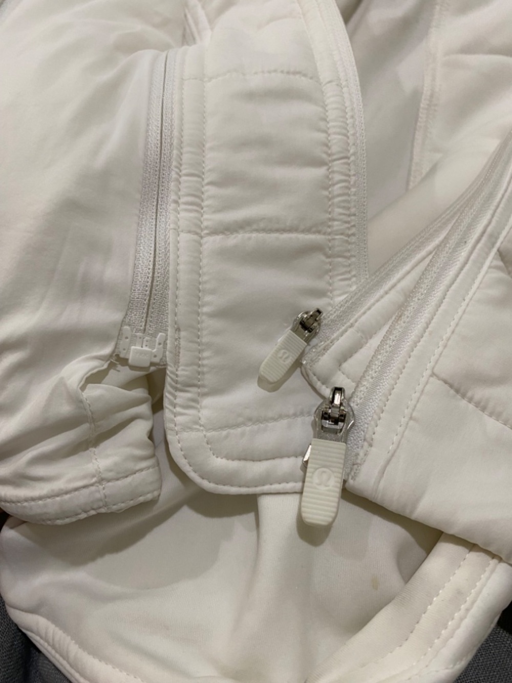 Lululemon jacket - Picture 7 of 9